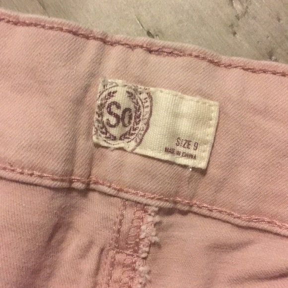 Capris - Picture 3 of 5